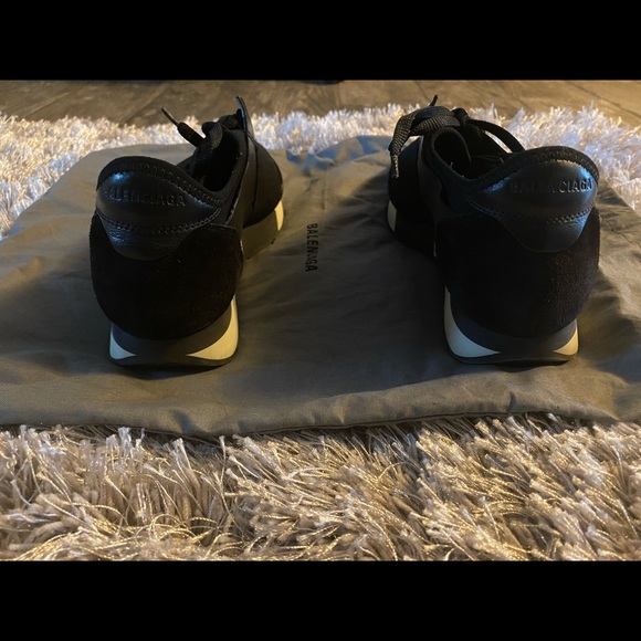 Like New Balenciaga Runner Sneaker - Picture 8 of 14